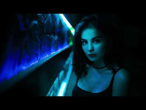 Dynatron - Rise To The Stars /Neon girl/