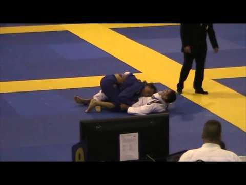 Alexis Sztrakoniczky vs Desmond Van Der Berg