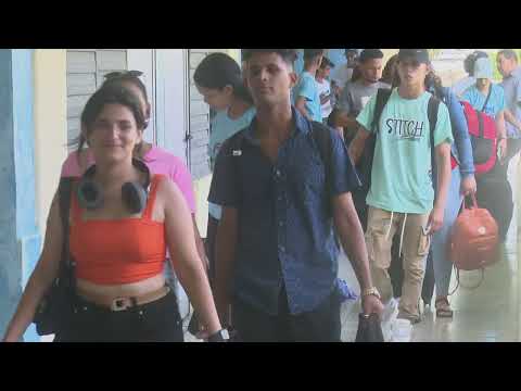 Inicia en Bayamo campamento juvenil “Cien por Fidel” en homenaje al Comandante