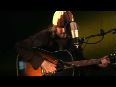 Badly Drawn Boy performs The Shining