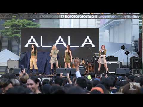 ALALA - เจ็บนะ (Hurt me) @ Siam Music Fest 2022, Siam Square [Overall Stage 4K 60p] 221218