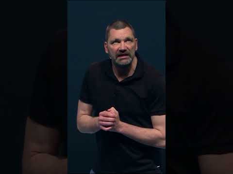 Theo Maassen: Non-binaire Afghaan