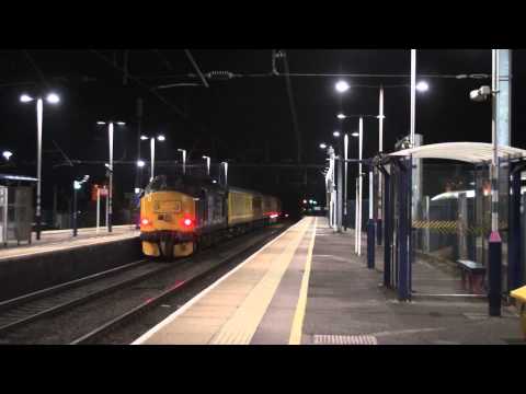 DRS 37682 (37688 on the rear) powers south past Harpenden - 1Z16