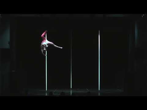 POLE EARTH 2021 - FRANCESCA LOLLIO - WOMEN AMATEURS PRO 3RD PLACE