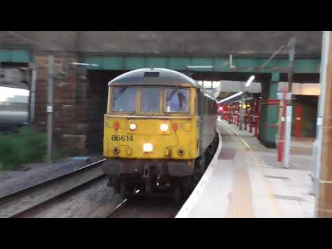 86614/86638 4m11 Coatbridge - Crewe liner, 28th June 2018