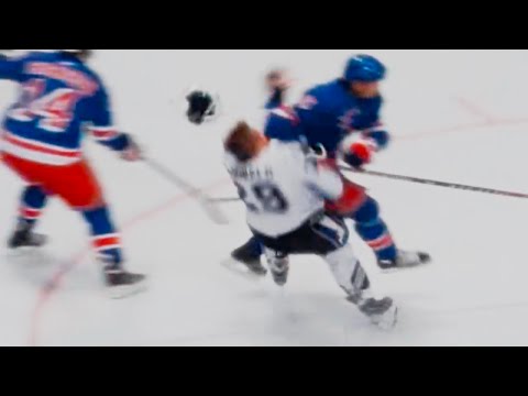 Fedor Tyutin demolishes Craig MacDonald | 10/29/2007