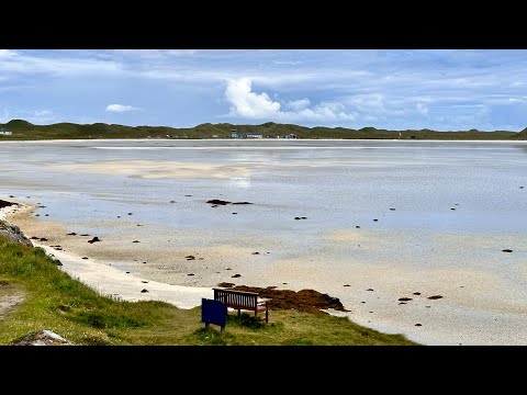 Beautiful Isle of Barra (& Vatersay) tour on a blue-sky Hebridean day.