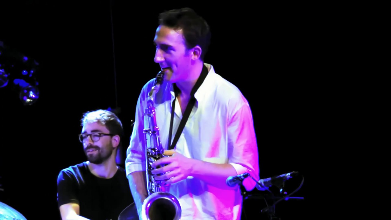 OGGY & the Phonics - COMETE (live)