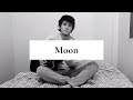 Moon, de Thiago Pethit, por Möller 