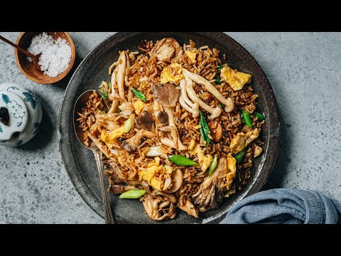 Mushroom Fried Rice (蘑菇炒饭) Recipe