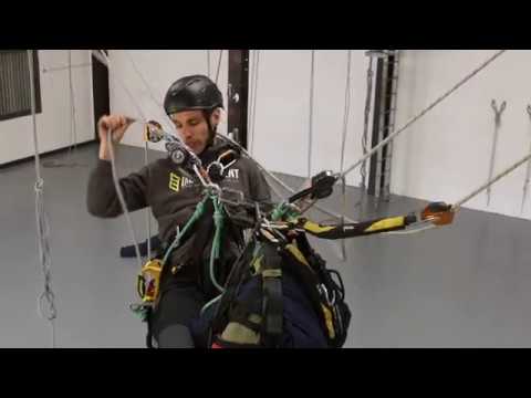 Loop Rescue from casualty's descender side, Level 3