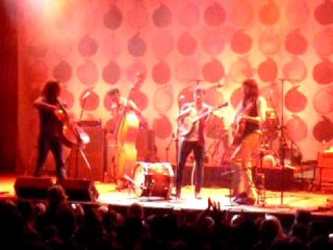 The Avett Brothers' Pretty Girl From Chile Live