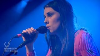 Wolf Alice - Moaning Lisa Smile (Live)