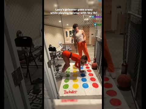 Lacy’s prisoner goes crazy while playing twister with Sky bri #subathon ￼