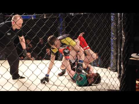Leon Hill vs Luke Robinson at Cage Legacy 2