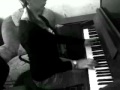 Настя Дубинина Играет Linlin Park "Numb" на пианино 