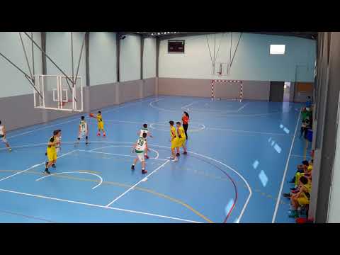 E.B. LLIRIA 76 - 74 TAU CASTELLÓ B: 3-4 periodo