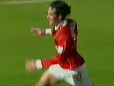 2001-04-28 Swindon Town vs. Peterborough United