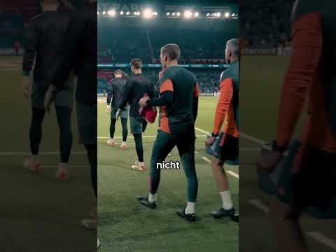 Kompany bekommt einen Babysitter?