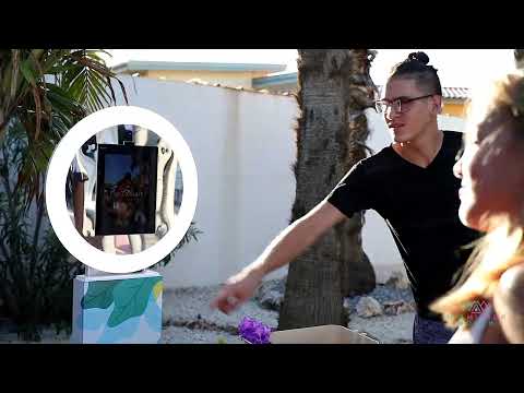 MIA Mirror Booth video.