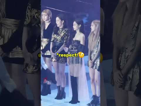 When Blackpink saw Solar walking towards them!!🥵🥵 #jisoo #jennie #rosé #lisa