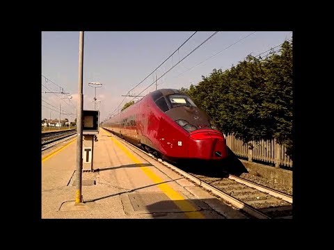 Treno Italo (Italo AV 9985) Venezia S. Lucia - Napoli C.LE in transito ad alta velocità
