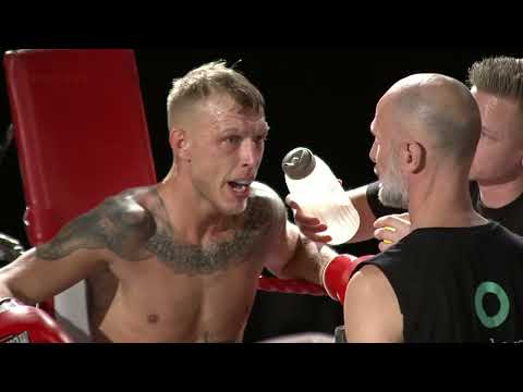 Johannes Bakke  DK  VS  Concalo Prudencio  Portugal  -  Mikenta Fight Night 26. Februar - 2022