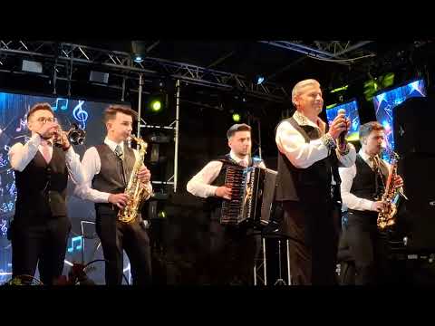 Dumitru Stoicănescu & Formația Maistorii.