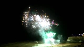 preview picture of video 'Broadstairs fireworks 2014'