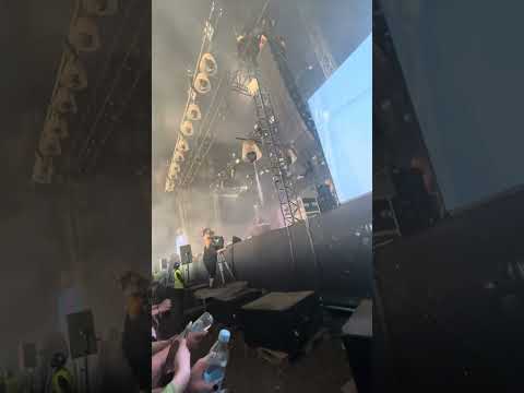 Turisti-Tyhmäks ft.baka [LIVE] Ruisrock 2023