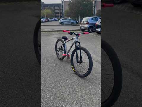 C100 v2 custom build Wheelie bike
