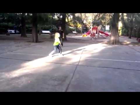 Vito Darderi haciendo frontón