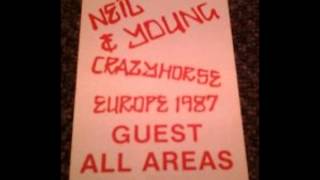 Neil Young &amp; Crazy Horse - Surfer Joe and Moe the Sleaze (5-11-87)