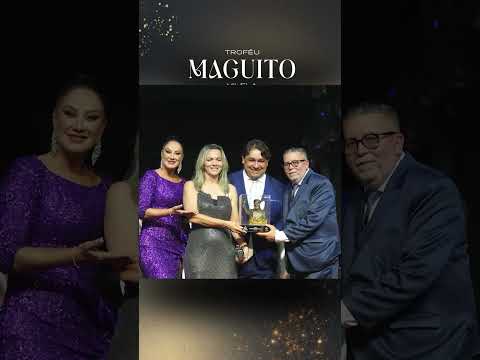 O Doutor Rogério Queiroz, prefeito de Campos Verdes, Goiás, recebeu o Trofeu Maguito Vilela