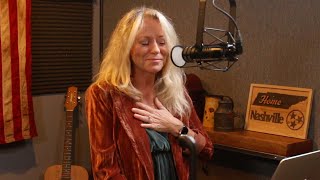 Deana Carter Can&#39;t Hold Back Watching Strawberry Wine Tribute Videos