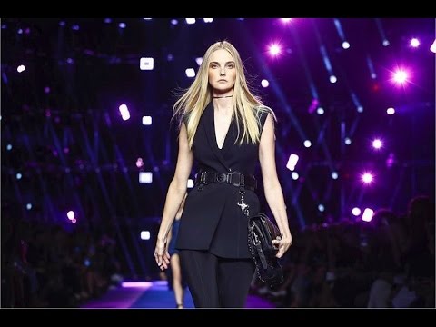 Caroline Trentini walking for Versace Spring Summer 2017 Show