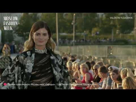 Moscow Fashion Week 2022 - VALENTIN YUDASHKIN