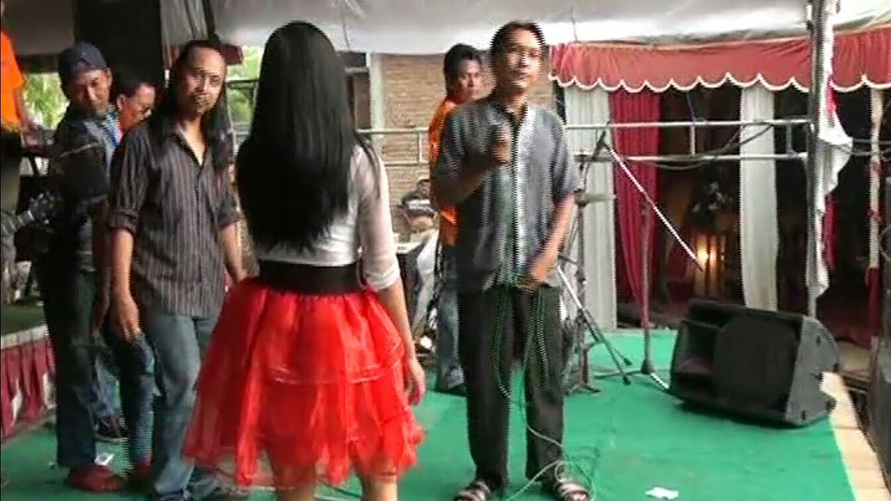 Duet lagu Dangdut Bahtera Cinta. Bikin mlongo.....