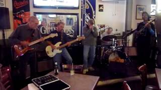 Born in Chicago by Open Jam Band @ Half Pints, Bel Air January  2016