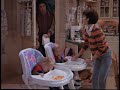 Everybody Loves Raymond S01e03 Opening Scene