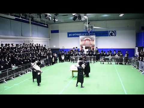 Hakofos Shniyos 5782 In Aleksander