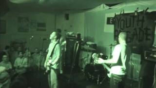 YOUTH BRIGADE- What are you fighting for (Sala Estraperlo 11-12-10)