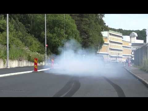 AWD drifting syclone