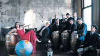 Pink Martini - Sunday Table