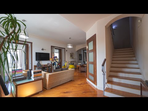Tour GRANDE VILLA a Marano di Napoli - Trade Real Estate