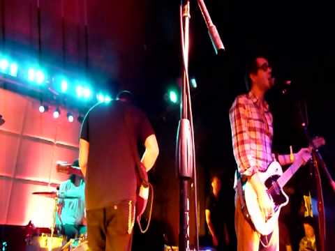 Cloud Nothings @ the Echo (3/2/12) - "Cut You"