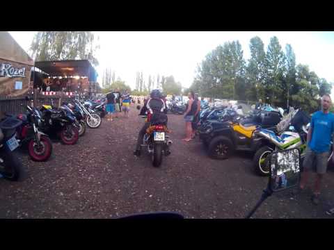 Návštěva Motobrouků v Chlumci nad Cidlinou 2016