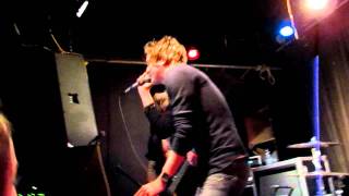 bleeker ridge- pick me up montreal cafe chaos + little fail