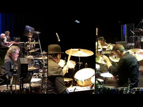 King Crimson - Indiscipline - Live in Mexico City online metal music video by KING CRIMSON