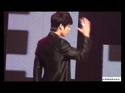 [FANCAM] 111206 MBN 쇼! K뮤직 Woo Hyun (5)
